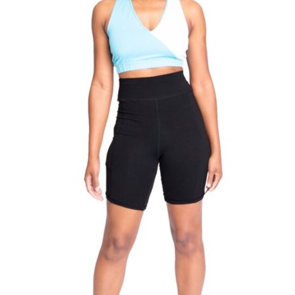 NWT Anti-Chafe High Waist Black Biker Shorts Workout Pocket Yoga Gym Large - Picture 2 of 4